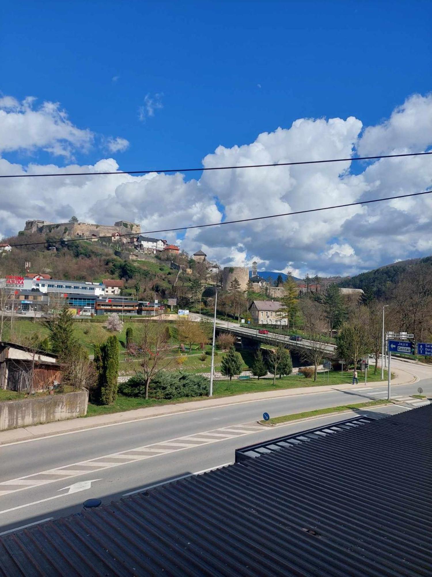 Apartman Adi Jajca Kültér fotó