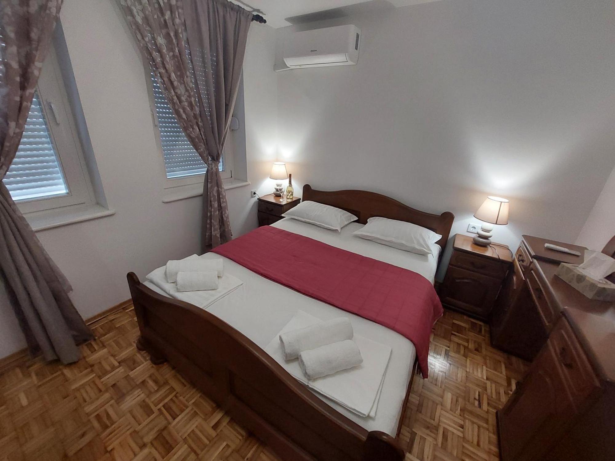 Apartman Adi Jajca Kültér fotó